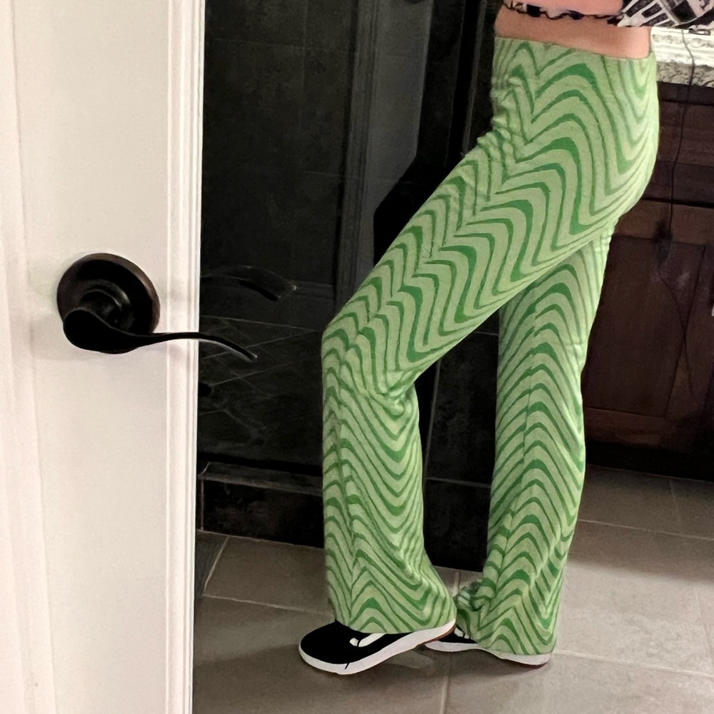 Urban Outfitters Green Psychedelic Swirl Flare Pants - Picture 13 of 13